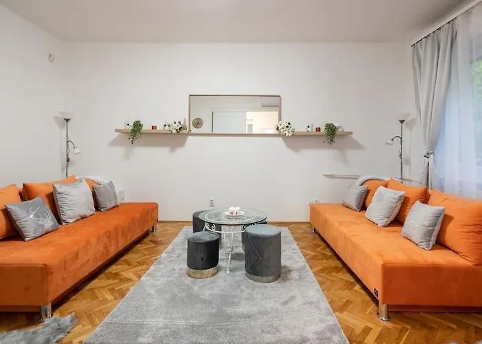 Mirage Monte Apartment